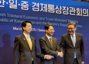 Despierta el gigante asiático: Japón, China y Corea del Sur unen fuerzas