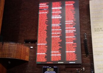 Avanzan leyes que desaparecen al INAI