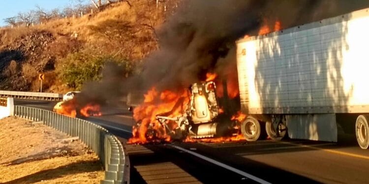 Violencia en Michoacán y Jalisco deja tres guardias nacionales muertos