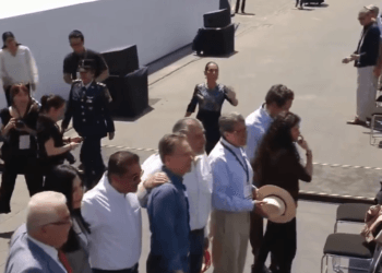 Morenistas ignoran olímpicamente a Claudia Sheinbaum