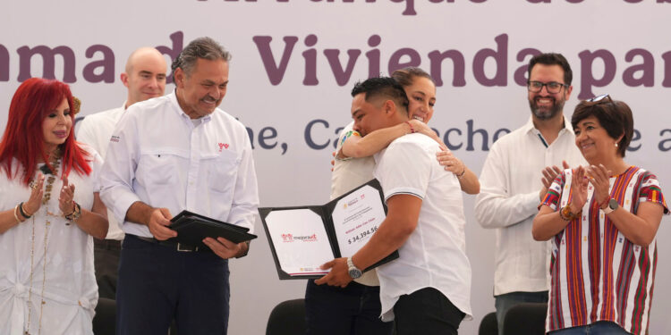 ‘La vivienda ya es un derecho constitucional’, dice Claudia Sheinbaum