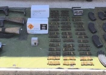 SSP asegura arsenal tras repeler ataque en Parácuaro