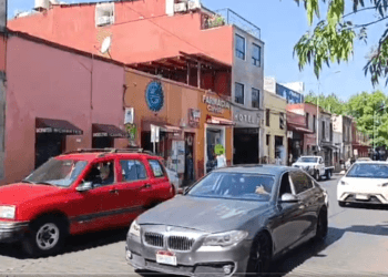 Buscan prohibir autos con claxon modificado