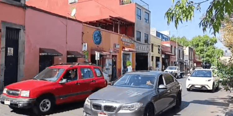 Buscan prohibir autos con claxon modificado