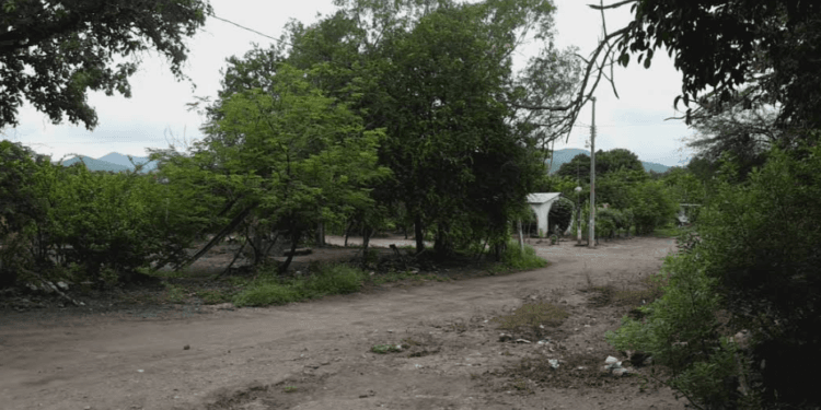 Reportan enfentamiento en Apatzingán; habría un muerto