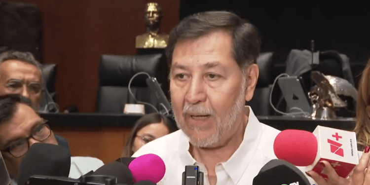 Abuchean a Fernández Noroña en Congreso del PT; militantes exigen su afiliación