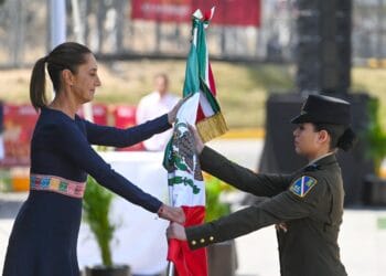 Sheinbaum conmemora la Batalla de Puebla con protesta a más de 37 mil soldados