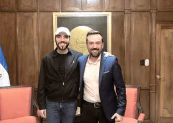 MCCI revela que Arturo Ávila surte vehículos militares a Bukele