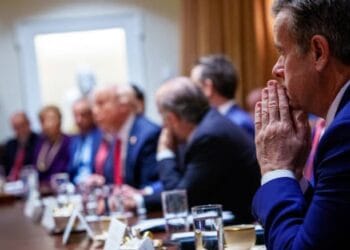 Donald Trump amenaza con guerra comercial con Europa