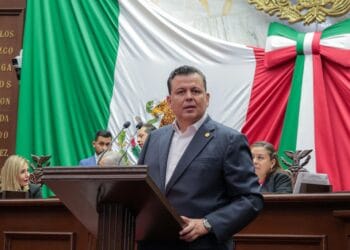 Memo Valencia propone proteger a los animales de la violencia del crimen organizado