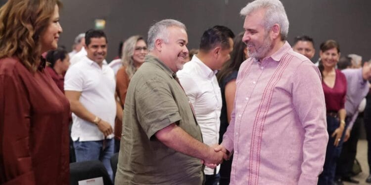 Morena llama a resolver diferencias en órganos internos y no en medios