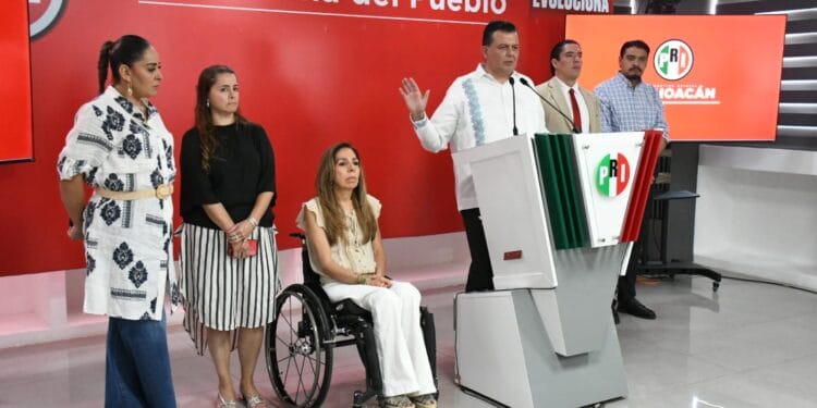 PRI denuncia desplazamiento forzado en Michoacán