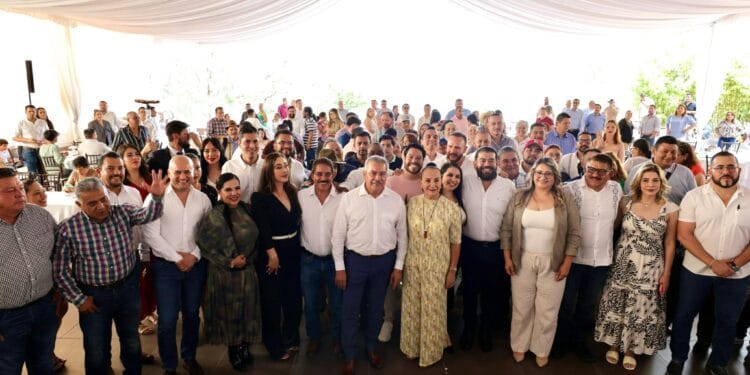 Morón se junta con silvanistas… en Morena se enojan