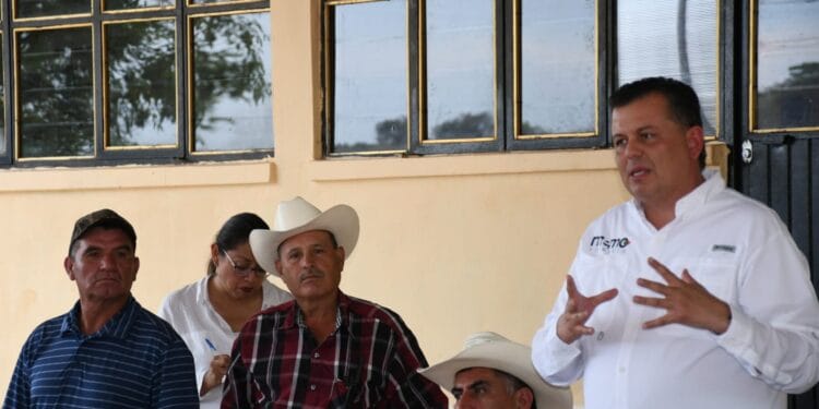 Memo Valencia llama a enfrentar a quienes dañan el entorno y la seguridad