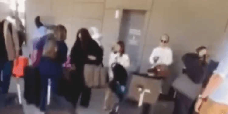 Se entregan 17 familiares de El Chapo a Estados Unidos