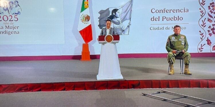 Claudia Sheinbaum realiza inédita mañanera sin reporteros presentes