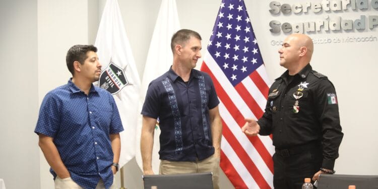 Estados Unidos asesora a Michoacán en desactivación de minas y explosivos improvisados