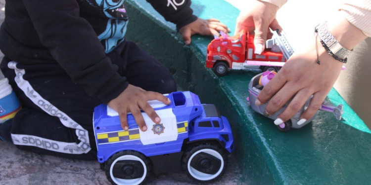 Buscan garantizar atención médica integral a mujeres reclusas con hijos pequeños