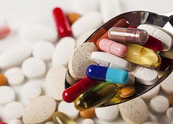 Buscan garantizar medicamentos genéricos en recetas