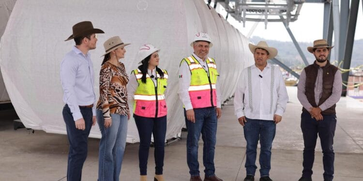 Dan supervisión de Cablebús en Uruapan a empresas externas por 45 mdp