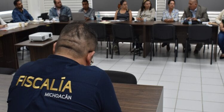 Buscan regresar Fiscalías a los Ejecutivos estatales