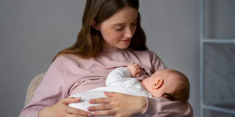 Proponen áreas de lactancia obligatorias en oficinas públicas de Michoacán