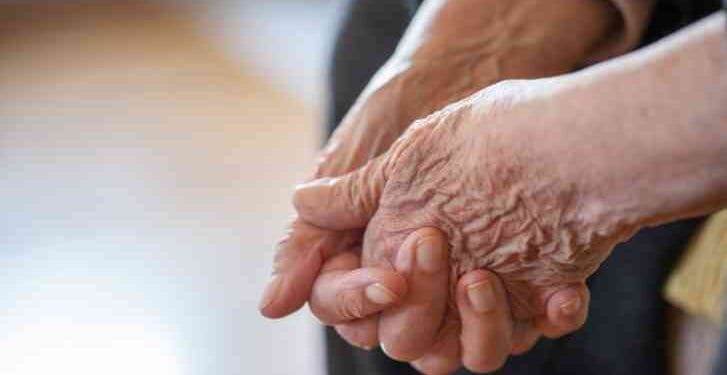 Adulto mayor es despojada de su pensión del Bienestar en Morelia