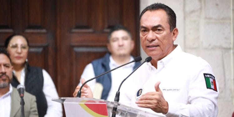Suena la salida de Adrián López Solís de la FGE Michoacán