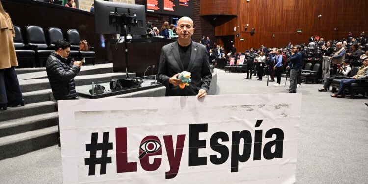 Aprueban la llamada ‘Ley Espía’ y va al Ejecutivo