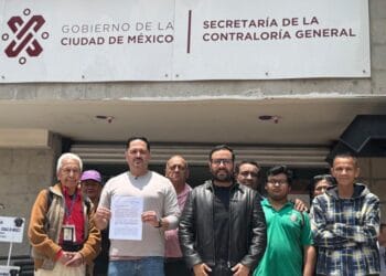 Romo se queja por retiro de estatuas en la Tabacalera