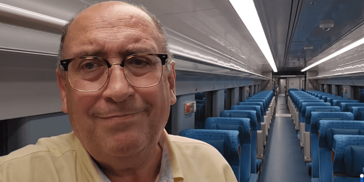 ‘No viaja nadie’; diputado se sube al Tren Maya