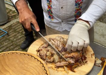 Certificarán a las carnitas de Michoacán
