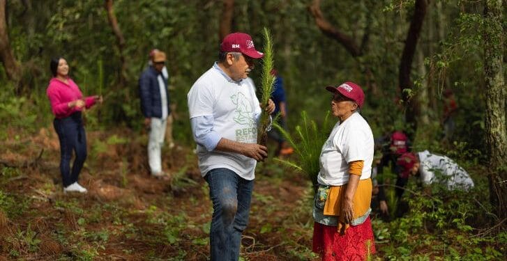 Convoca Morón a michoacanos a unirse y preservar el medio ambiente