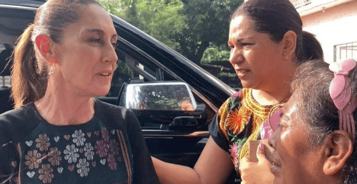 Sheinbaum rechaza presente a nombre de Ángel Aguirre durante gira en Guerrero