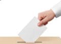 Bajar la edad de votación a 16 años propone MC