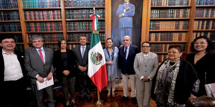 Dan primer paso para la reforma al INE