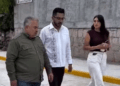 Jesús Mora se placea en inauguración de calle pavimentada en Huandacareo