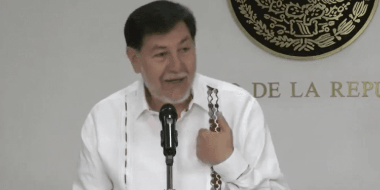 Noroña emplaza a Loret de Mola: “Dale la cara a Israel Vallarta”