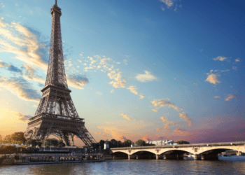 Francia refuerza sus preparativos ante crecientes tensiones de seguridad