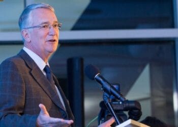 PROFEPA clausura sede de Typhoon Offshore, empresa de Grupo Salinas