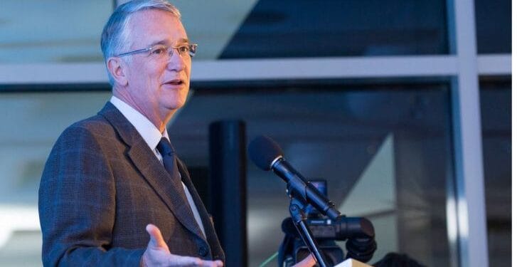 PROFEPA clausura sede de Typhoon Offshore, empresa de Grupo Salinas