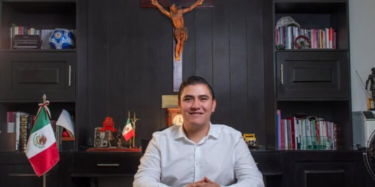 Van por cárcel para los ‘memeros’ de la política mexicana