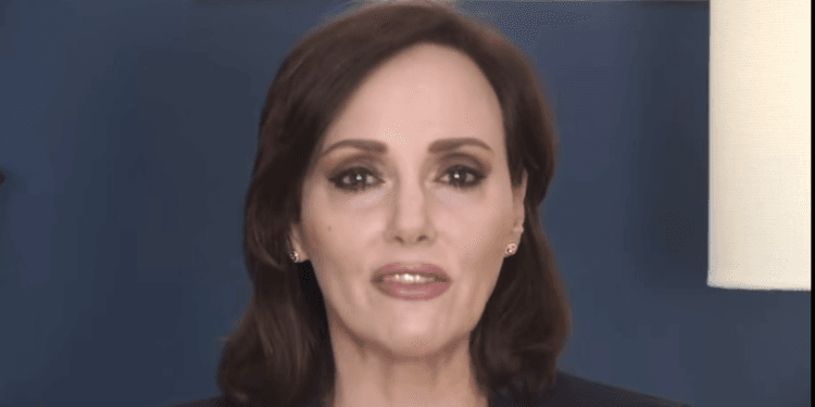 ‘Representamos proyectos muy distintos”, dice Lilly Téllez; ‘hay que sacar a Morena’