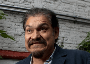 Joaquín Cosío arremete contra AMLO en redes sociales