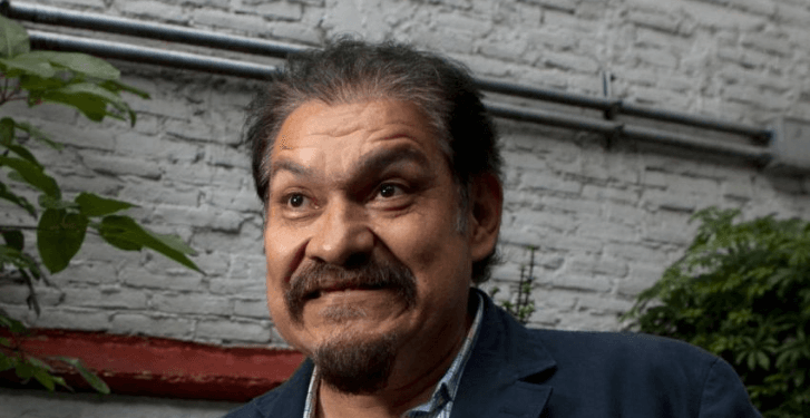 Joaquín Cosío arremete contra AMLO en redes sociales