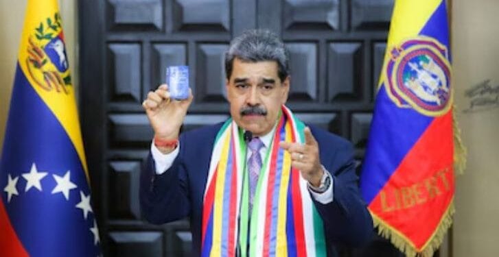 Maduro se auto-otorga la distinción honorífica de ‘Arquitecto de la Paz’
