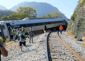 Hay al menos 15 heridos por descarrilamiento de Tren Interoceánico
