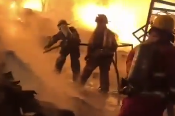 ¿Y el Plan Michoacán? Reportan incendio de recicladora en Uruapan