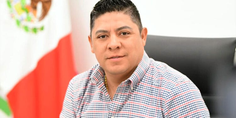 Gallardo veta la ‘Ley Esposa’