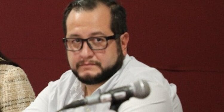 Hijo de AMLO acusa a Grok por discurso de odio